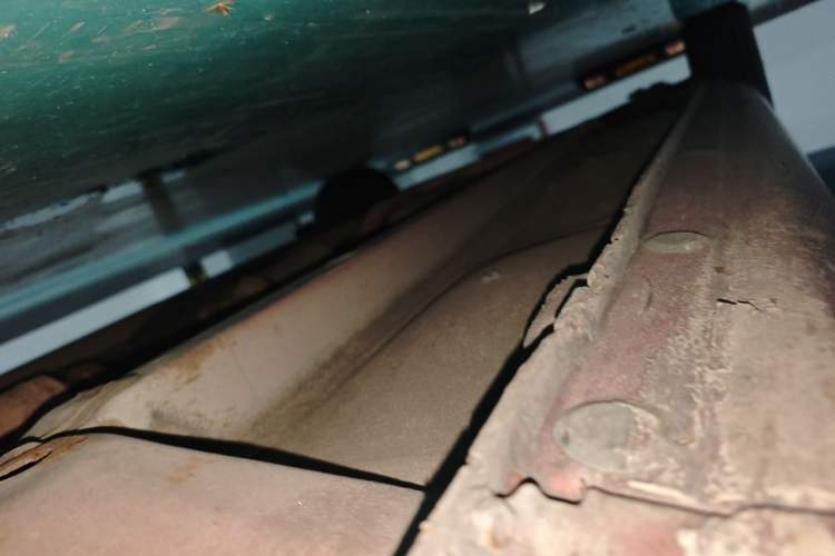 Used Hyundai Celesta 2011 1.6L Automatic Comfort Edition Chassis Front Right