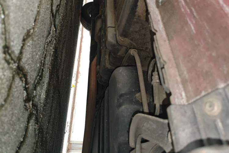 Used Hyundai Celesta 2011 1.6L Automatic Comfort Edition Chassis Rear Left