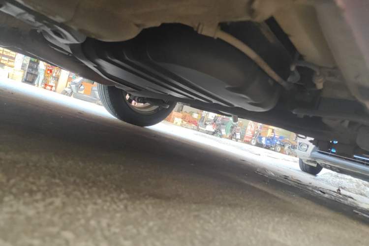Used Hyundai Celesta 2011 1.6L Automatic Comfort Edition Chassis Rear Left