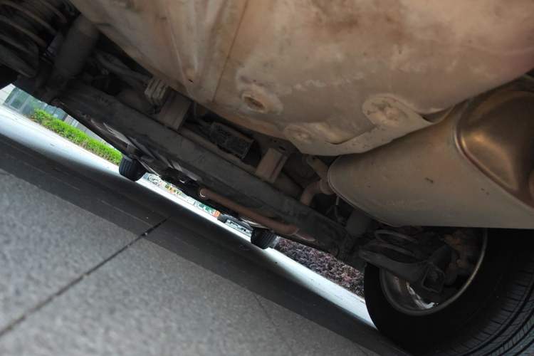 Used Hyundai Celesta 2011 1.6L Manual Comfort Edition Chassis Rear