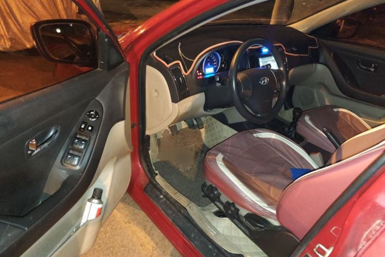 Used Hyundai Celesta 2011 1.6L Manual Luxury Model Driver Seat