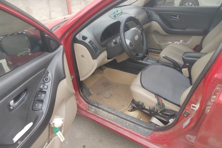 Used Hyundai Celesta 2011 1.6L Automatic Top-Tier Version Driver Seat