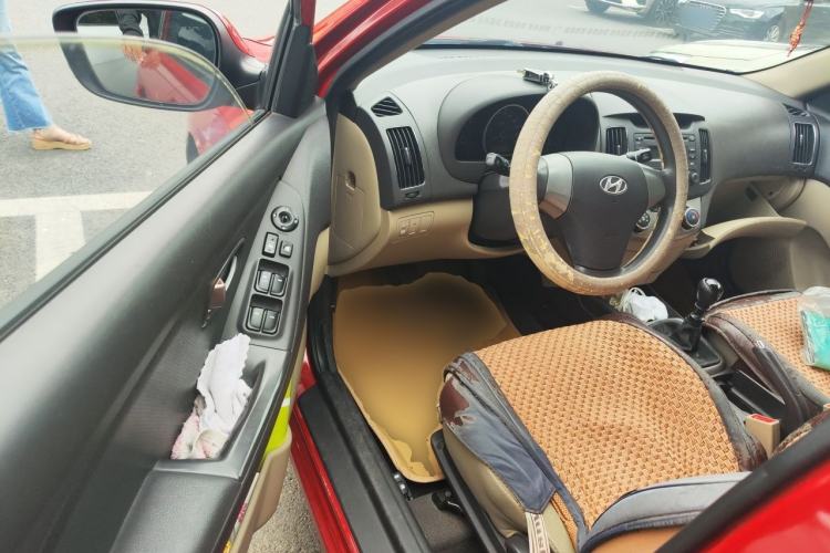 Used Hyundai Celesta 2011 1.6L Manual Comfort Edition Driver Seat