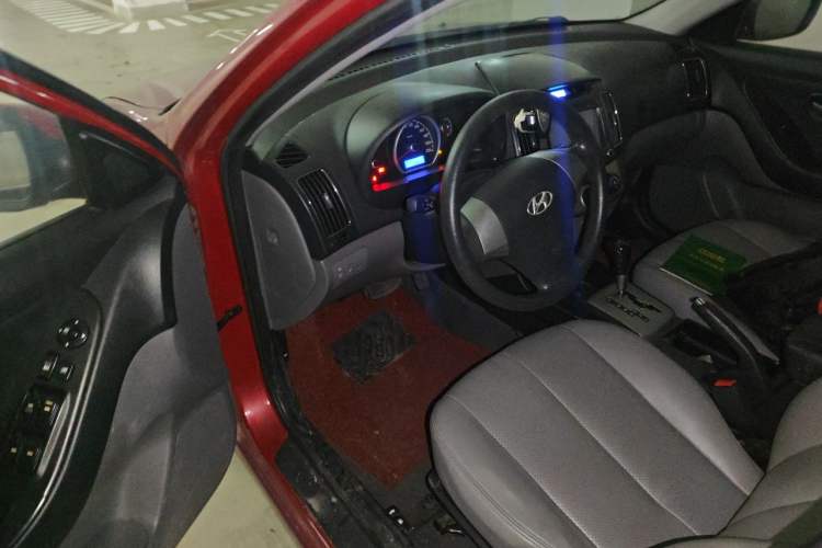 Used Hyundai Celesta 2011 1.6L Automatic Comfort Edition Driver Seat