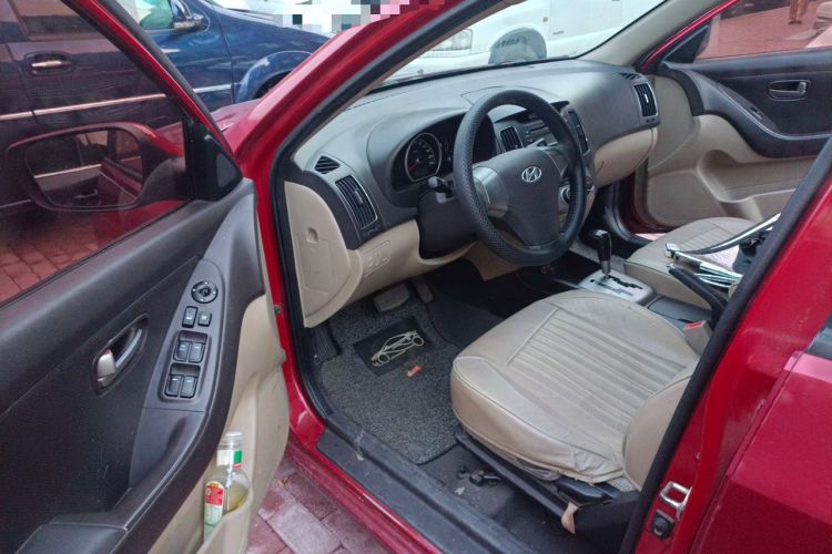 Used Hyundai Celesta 2011 1.6L Automatic Comfort Edition Driver Seat