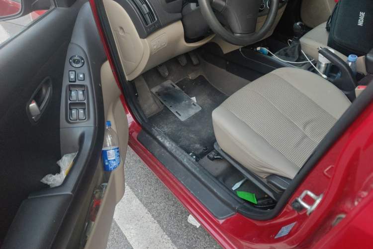 Used Hyundai Celesta 2011 1.6L Manual Comfort Edition Driver Seat