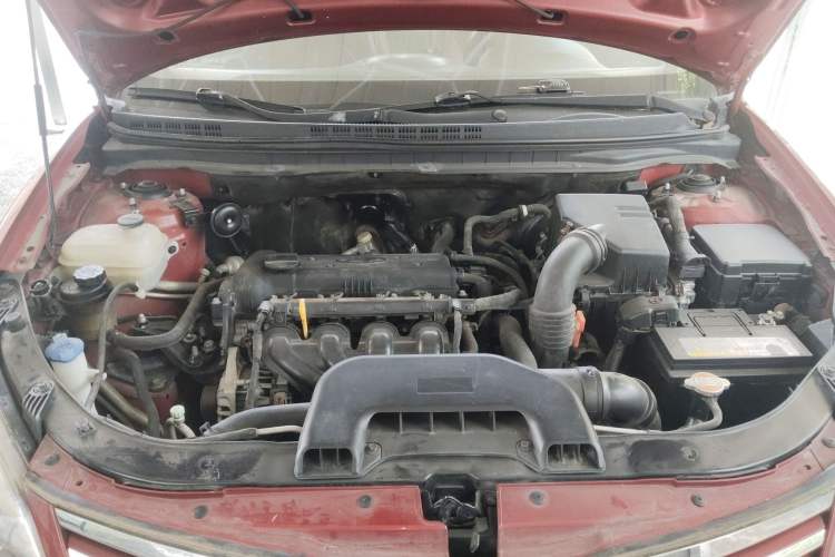 Used Hyundai Celesta 2011 1.6L Automatic Luxury Version Engine Bay