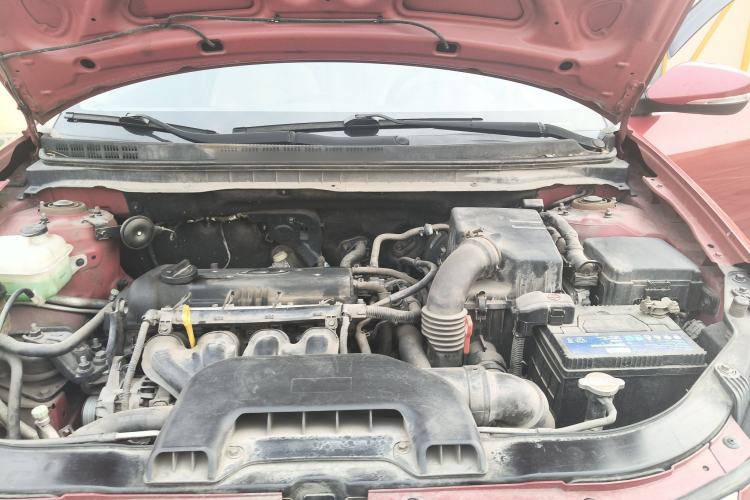 Used Hyundai Celesta 2011 1.6L Automatic Luxury Version Engine Bay