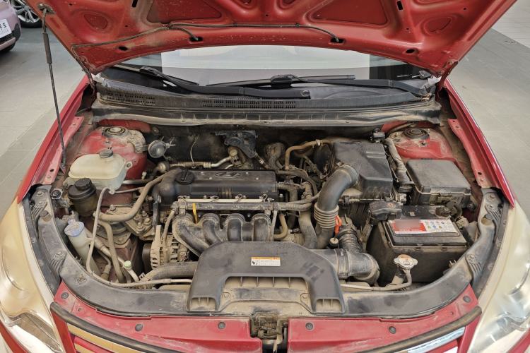 Used Hyundai Celesta 2011 1.6L Automatic Comfort Edition Engine Bay