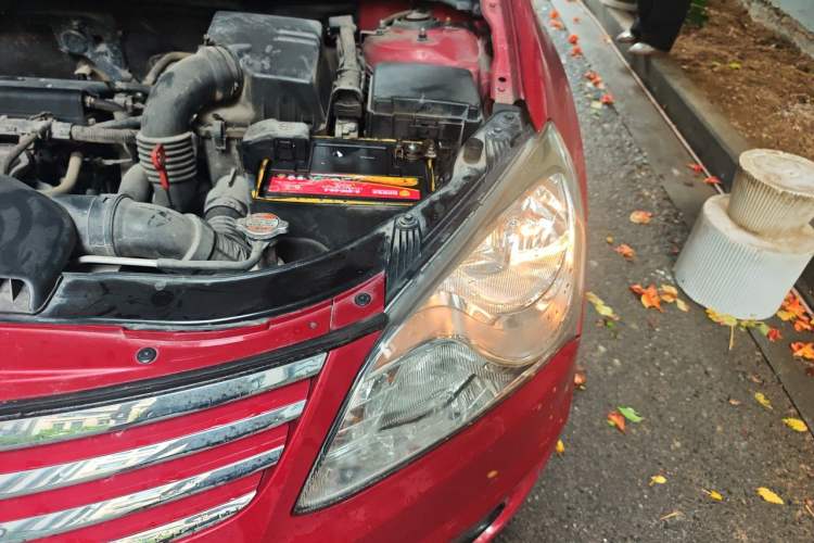 Used Hyundai Celesta 2011 1.6L Automatic Luxury Version Engine Bay Left