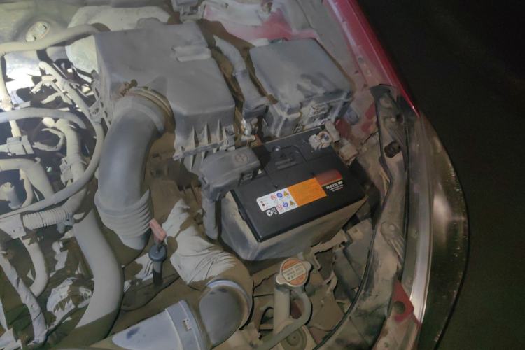Used Hyundai Celesta 2011 1.6L Automatic Luxury Version Engine Bay Left