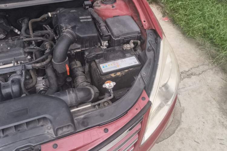 Used Hyundai Celesta 2011 1.6L Automatic Comfort Edition Engine Bay Left