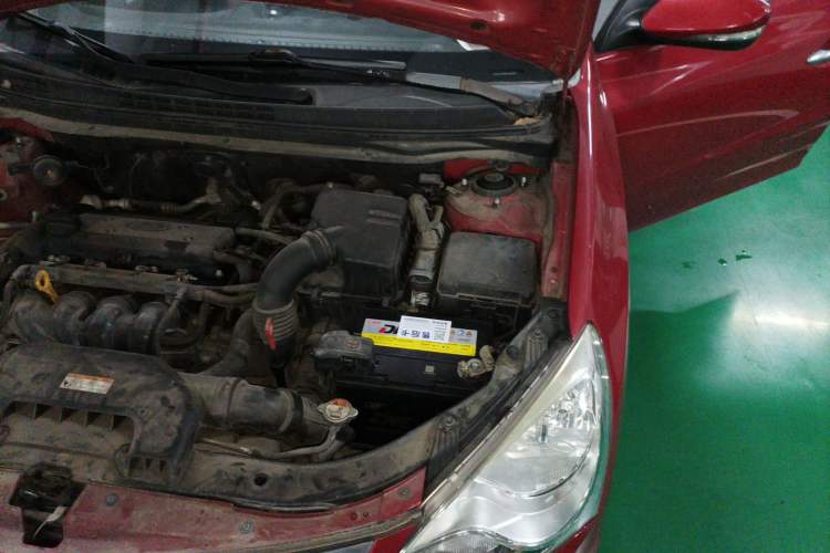 Used Hyundai Celesta 2011 1.6L Automatic Luxury Version Engine Bay Left