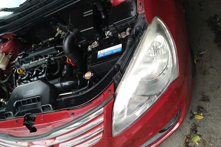Used Hyundai Celesta 2011 1.6L Automatic Comfort Edition Engine Bay Left