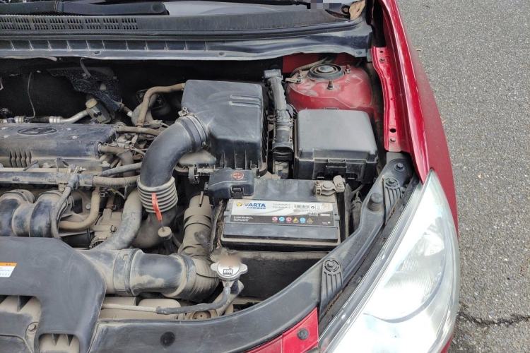Used Hyundai Celesta 2011 1.6L Automatic Comfort Edition Engine Bay Left