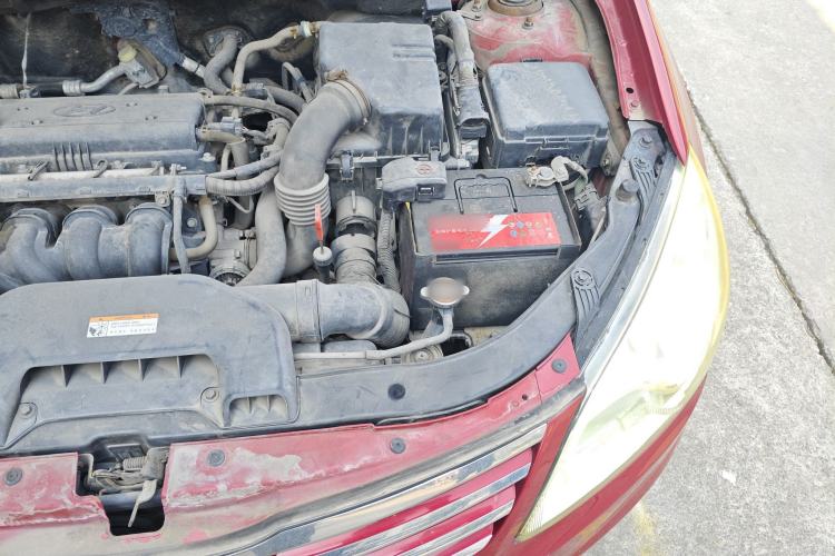 Used Hyundai Celesta 2011 1.6L Automatic Comfort Edition Engine Bay Left