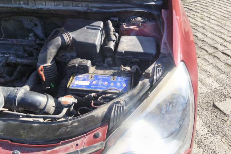 Used Hyundai Celesta 2011 1.6L Automatic Luxury Version Engine Bay Left