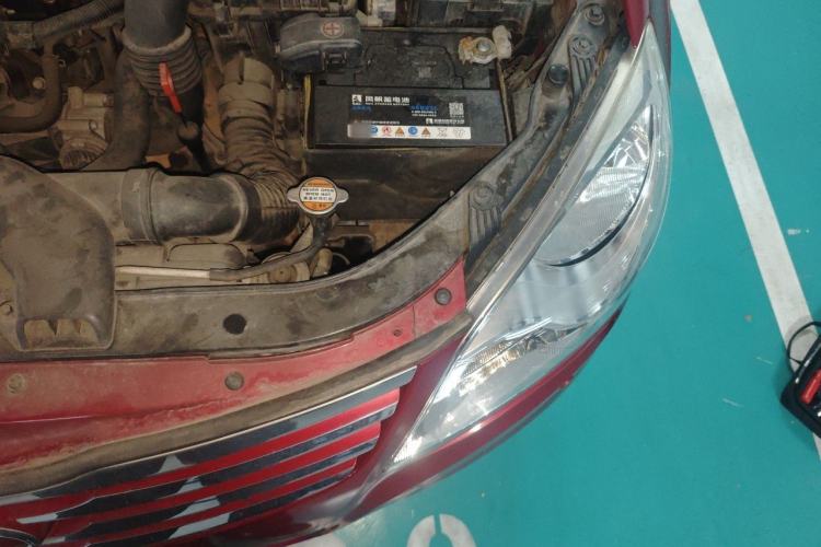 Used Hyundai Celesta 2011 1.6L Automatic Comfort Edition Engine Bay Left