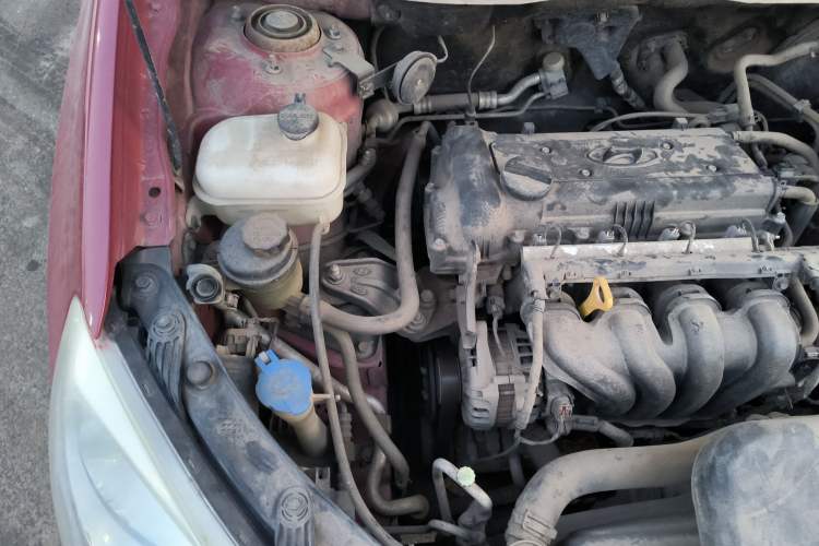 Used Hyundai Celesta 2011 1.6L Automatic Comfort Edition Engine Bay Right