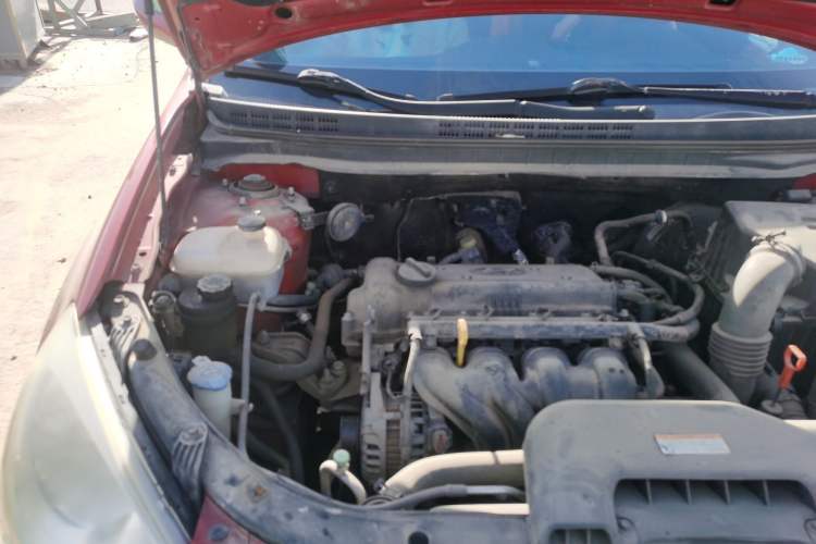 Used Hyundai Celesta 2011 1.6L Automatic Comfort Edition Engine Bay Right