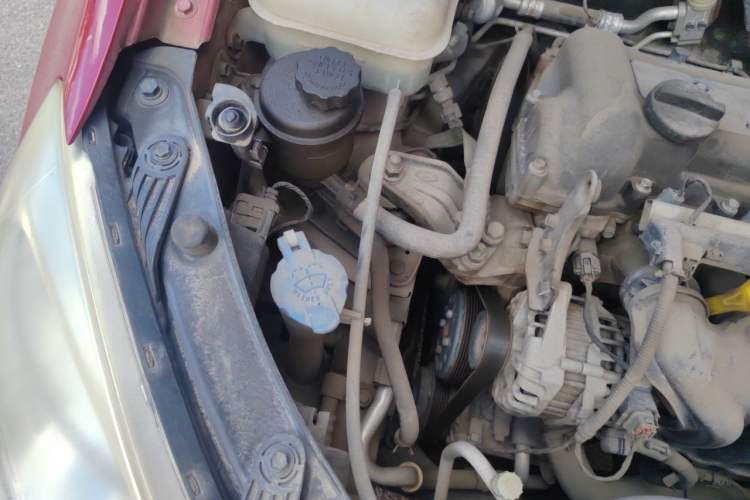 Used Hyundai Celesta 2011 1.6L Automatic Luxury Version Engine Bay Right