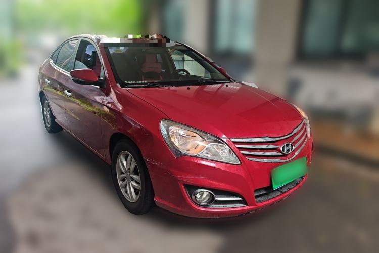 Used Hyundai Celesta 2011 1.6L Automatic Luxury Version Front Right 45 Deg
