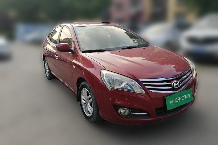 Used Hyundai Celesta 2011 1.6L Automatic Comfort Edition Front Right 45 Deg