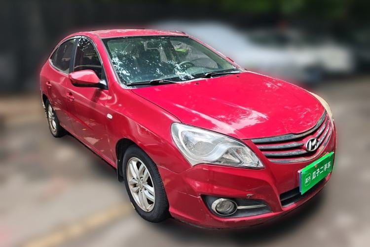 Used Hyundai Celesta 2011 1.6L Automatic Comfort Edition Front Right 45 Deg