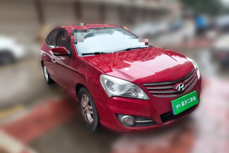 Used Hyundai Celesta 2011 1.6L Automatic Luxury Version Front Right 45 Deg