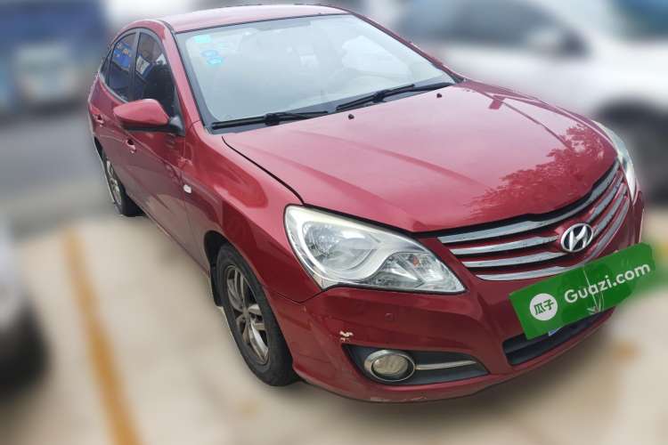 Used Hyundai Celesta 2011 1.6L Automatic Comfort Edition Front Right 45 Deg