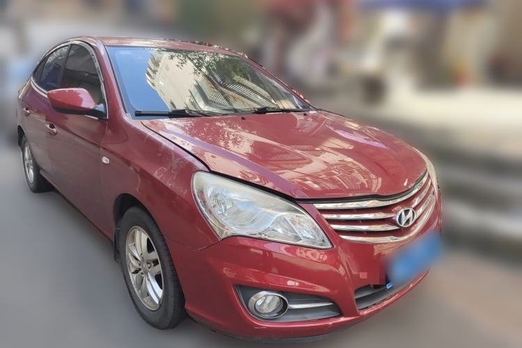 Used Hyundai Celesta 2011 1.6L Automatic Comfort Edition Front Right 45 Deg