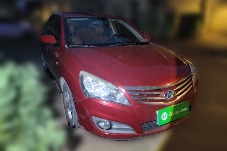 Used Hyundai Celesta 2011 1.6L Manual Comfort Edition Front Right 45 Deg