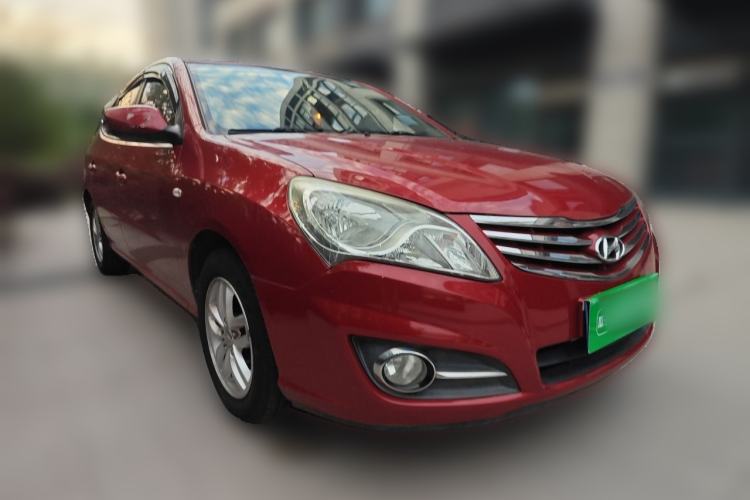 Used Hyundai Celesta 2011 1.6L Manual Comfort Edition Front Right 45 Deg