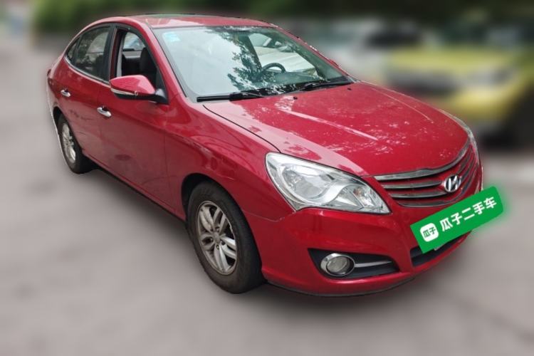 Used Hyundai Celesta 2011 1.6L Automatic Luxury Version Front Right 45 Deg