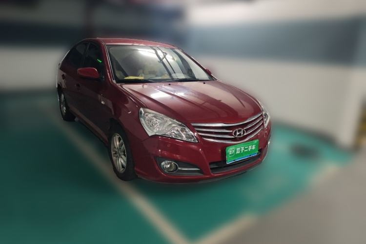 Used Hyundai Celesta 2011 1.6L Automatic Comfort Edition Front Right 45 Deg