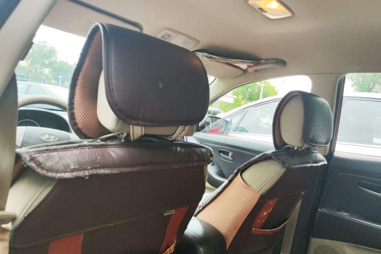 Used Hyundai Celesta 2011 1.6L Manual Comfort Edition Headliner