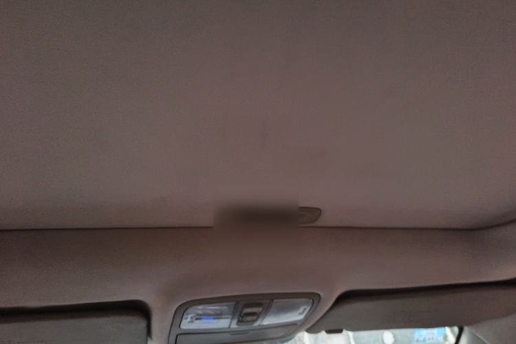 Used Hyundai Celesta 2011 1.6L Automatic Luxury Version Headliner
