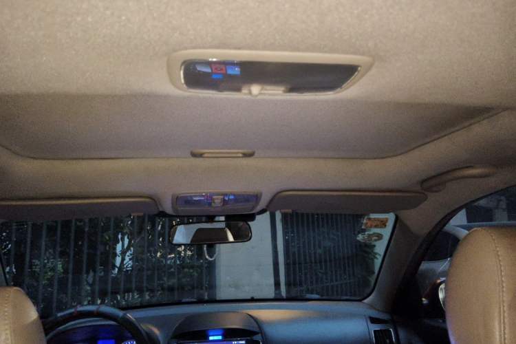 Used Hyundai Celesta 2011 1.6L Automatic Luxury Version Headliner