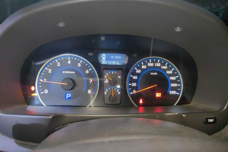 Used Hyundai Celesta 2011 1.6L Automatic Luxury Version Instrument Cluster