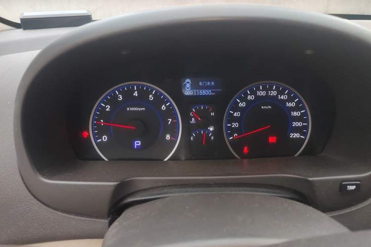 Used Hyundai Celesta 2011 1.6L Automatic Top-Tier Version Instrument Cluster
