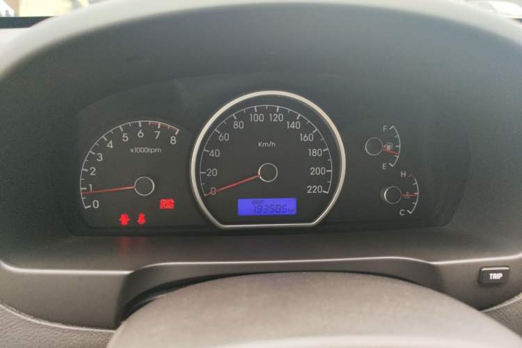Used Hyundai Celesta 2011 1.6L Manual Comfort Edition Instrument Cluster