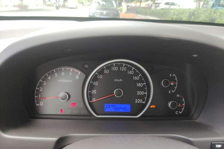 Used Hyundai Celesta 2011 1.6L Automatic Comfort Edition Instrument Cluster