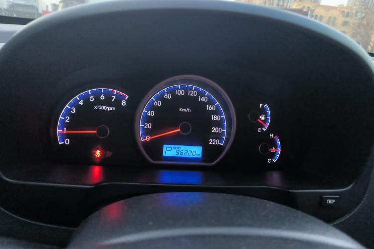 Used Hyundai Celesta 2011 1.6L Automatic Comfort Edition Instrument Cluster