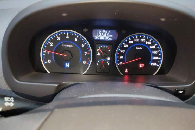 Used Hyundai Celesta 2011 1.6L Automatic Luxury Version Instrument Cluster