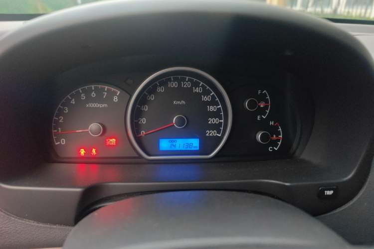 Used Hyundai Celesta 2011 1.6L Manual Comfort Edition Instrument Cluster