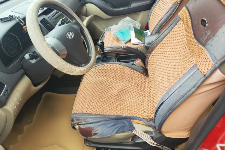 Used Hyundai Celesta 2011 1.6L Manual Comfort Edition Left Front Seat