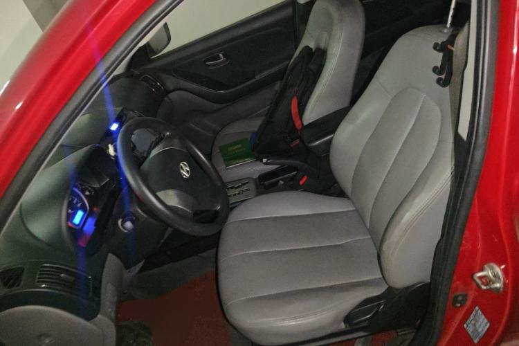 Used Hyundai Celesta 2011 1.6L Automatic Comfort Edition Left Front Seat