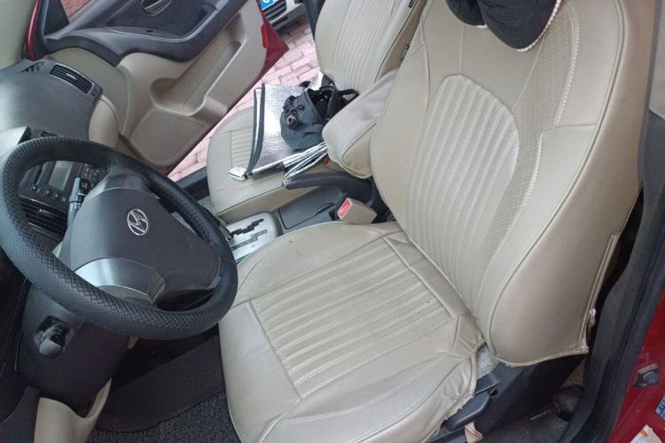 Used Hyundai Celesta 2011 1.6L Automatic Comfort Edition Left Front Seat