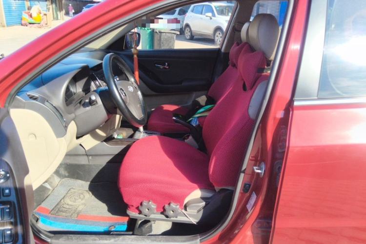 Used Hyundai Celesta 2011 1.6L Automatic Luxury Version Left Front Seat
