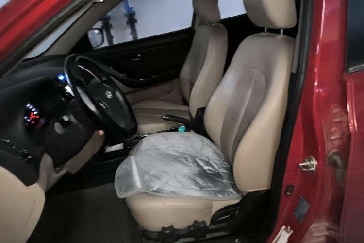Used Hyundai Celesta 2011 1.6L Automatic Luxury Version Left Front Seat